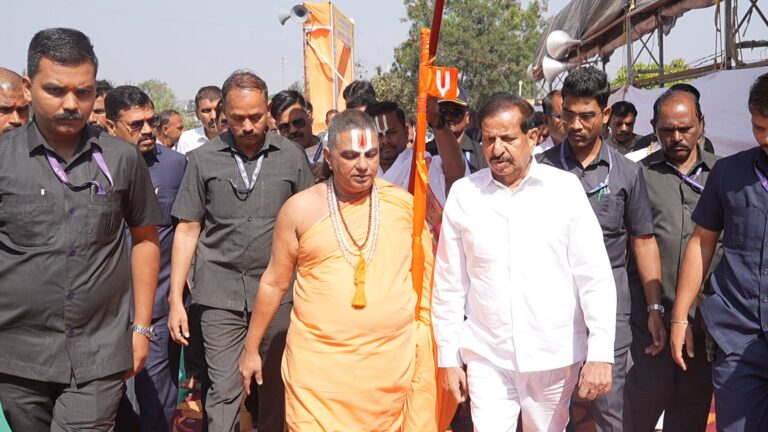 Jagadguru Narendracharya Maharaj | Ganesh Naik | ‘वृक्षारोपण संकल्पपूर्ती’चा भव्यदिव्य सोहळा | Nashik