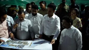 ऐरोली गणपति तालाब सुशोभीकरण कार्य के दौरान सुरक्षा दीवार ढहने से राजनीति गरमाई