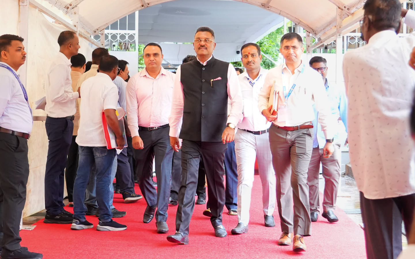 एसटी कर्मचारियों के लिए खुशखबरी: महंगाई भत्ता ५८% , घर का किराया और सालाना वेतन वृद्धि में बढ़ोतरी