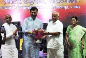 झालमुरी, एस.डी., आर.डी. आणि सुरांची अवीट मैफल; ‘पुरवैय्या’ने पनवेलकरांना दिली अविस्मरणीय सांगीतिक पर्वणी