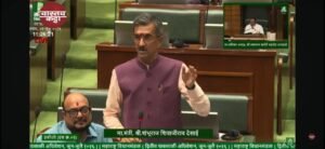 अनुदानित वसतिगृह कर्मचाऱ्यांच्या मानधनवाढीसह विद्यार्थ्यांच्या सुविधांबाबत शासन सकारात्मक – प्रभारी मंत्री शंभूराज देसाई